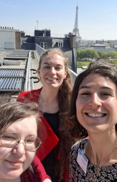 Leila, Michelle et Salomé à l'Assemblée